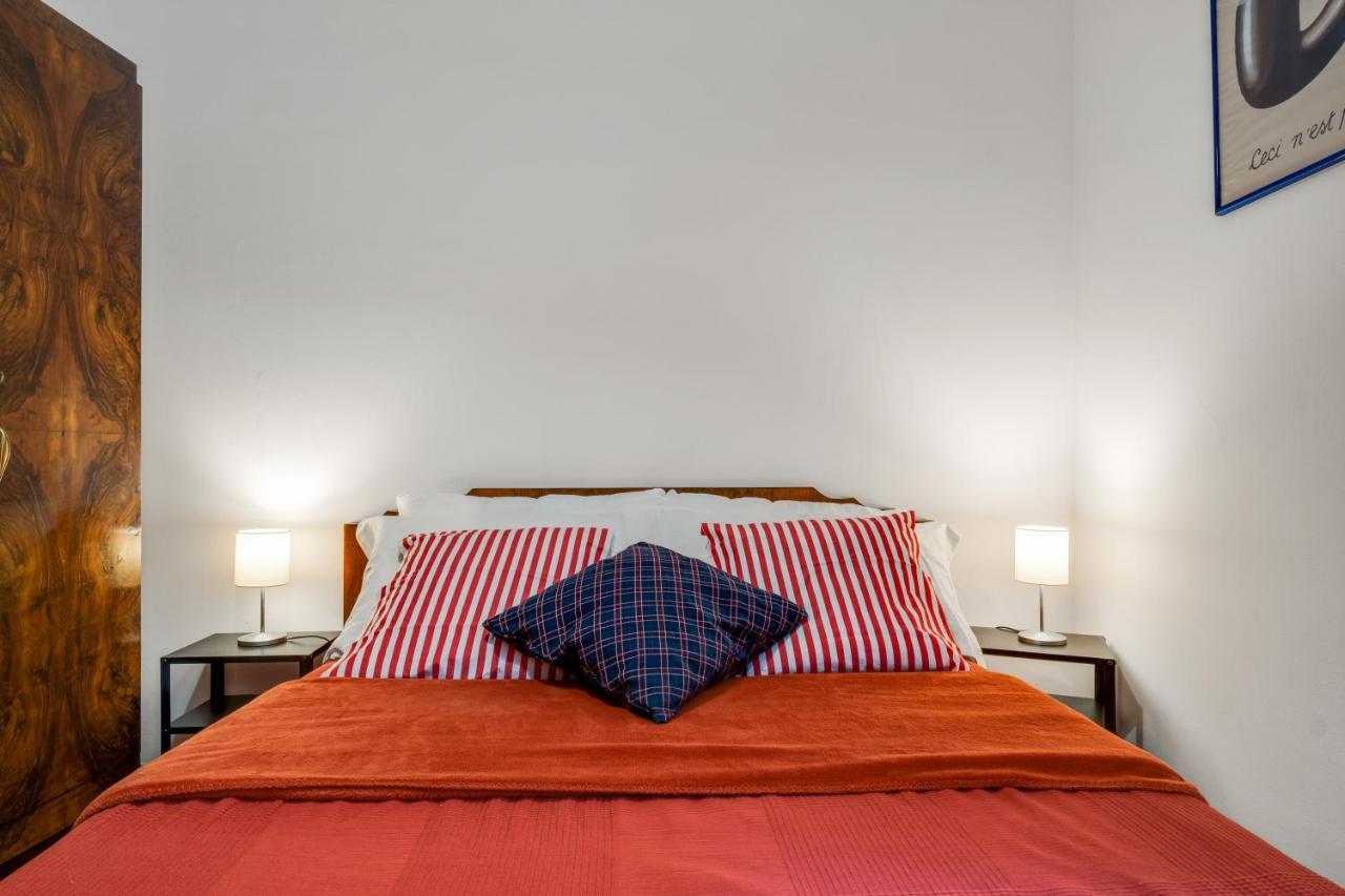 A Due Passi Dalla Pinacoteca Apartment Bologna Eksteriør billede